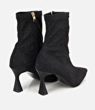Kadın Siyah Simli Streç Fermuarlı Bilekte İnce Topuklu Bot