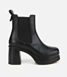 Kadın Siyah Lastik Detaylı Kalın Topuklu Bot