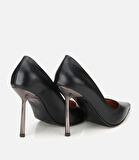 Kadın Deri Siyah Metal Detaylı Yüksek Topuklu Stiletto