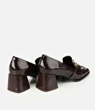 Kadın  Rugan Kahverengi Tokalı Kare Uçlu Topuklu Klasik Loafer