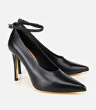 Kadın Deri Siyah Bilekten Bağlamalı Gold Detaylı Yüksek Topuklu Stiletto