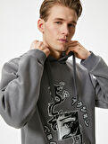 Arkası Baskılı Hoodie Uzakdoğu Temalı Kanguru Cep Detaylı