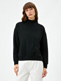 Dik Yaka Sweatshirt Dokulu Uzun Kollu