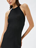 Triko Elbise Midi Halter Yaka Yırtmaçlı