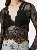 Dantelli Bluz Transparan Crop V Yaka