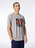 Gri Erkek Relaxed Baskılı T-Shirt D4SM-TST3280