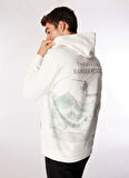 Kırık Beyaz Erkek Kapüşon Relaxed Baskılı Sweatshirt D4WM-SWT3207