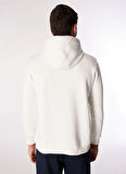 Kırık Beyaz Erkek Kapüşon Yaka Relaxed Fit Baskılı Sweatshirt D4WM-SWT3261