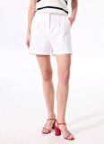 Fabrika Standart Bel Relaxed Beyaz Kadın Şort F5SL-SHT0058