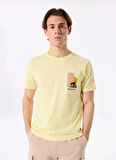 D5SM-TST3987 Sarı Bisiklet Yaka Relaxed Baskılı Erkek T-Shirt