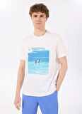 Discovery Expedition D5SM-TST3799 Beyaz Bisiklet Yaka Relaxed Baskılı Erkek T-Shirt