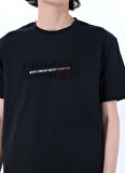 Mustang Bisiklet Yaka Baskılı Siyah Erkek T-Shirt M5SM-TST1290