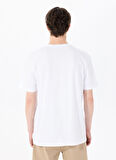 Mustang Bisiklet Yaka Baskılı Beyaz Erkek T-Shirt M5SM-TST1298