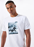 Mustang Bisiklet Yaka Baskılı Beyaz Erkek T-Shirt M5WM-TST1052