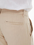 Keten Görünümlü Regular Midi Bej Şort