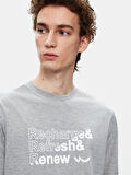 Gri T-shırt