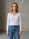 V Yaka Uzun Kollu Basic Beyaz Sweatshırt