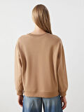 Bisiklet Yaka Baskılı Oversize Kadın Sweatshirt_W4LC24Z8-R3D_8684146087334_S
