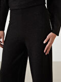 Beli Lastikli Parlak Görünümlü Kadın Triko Pantolon_W4IT41Z8-CVL_8684146952854_XL