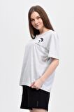 defy's KADIN ÖN VE SIRT BASKILI KISA KOLLU BİSİKLET YAKA OVERSIZE TİŞÖRT KAR MELANJ - XS
