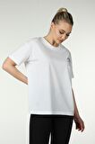 defy's KADIN ÖN VE SIRT BASKILI KISA KOLLU BİSİKLET YAKA OVERSIZE TİŞÖRT BEYAZ - M