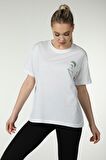 defy's KADIN ÖN VE SIRT BASKILI KISA KOLLU BİSİKLET YAKA OVERSIZE TİŞÖRT BEYAZ - M