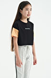 Siyah Yazı Baskılı O Yaka Düşük Omuzlu Oversize Kız Çocuk T-Shirt - 75130 | 7-8 Yaş