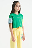 Yeşil Yazı Baskılı O Yaka Düşük Omuzlu Oversize Kız Çocuk T-Shirt - 75130 | 11-12 Yaş