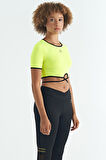 Neon Sarı Bel Bağlama Detaylı O Yaka Standart Kalıp Dalgıç Kumaş Kadın Crop T-Shirt - 97266 | XL