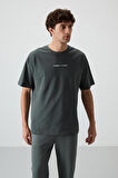 Haki Pamuklu Kalın Yüzeyi Dokulu Oversize Fit  Baskılı Erkek T-Shirt - 88372