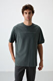 Haki Pamuklu Kalın Yüzeyi Dokulu Oversize Fit  Baskılı Erkek T-Shirt - 88371 | XXL