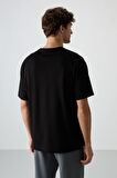 Siyah Pamuklu Kalın Yüzeyi Dokulu Oversize Fit  Baskılı Erkek T-Shirt - 88367