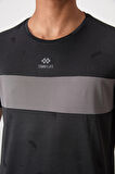 Siyah Polyester Nefes Alan Jakarlı İnce Esnek Standart Fit Erkek Performans T-Shirt - 88398