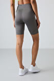 Koyu Gri Polyester Esnek Standart Fit Performans Kadın Biker Tayt - 91013