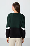 Çam Yeşili Kompakt Pamuklu Kalın Pürüzsüz Dokulu O Yaka Oversize Fit Kadın Sweatshirt - 97289