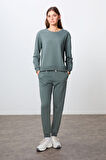 Haki Kompakt Pamuklu Kalın Pürüzsüz Dokulu O Yaka Oversize Fit Kadın Eşofman Takım - 95341