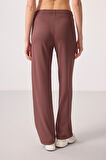 Kahverengi Yumuşak Dokulu Cepli Ön Dikiş Detaylı Kadın Palazzo Pantolon - 94670