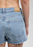 Rosie 90lar Yırtıklı Açık Mavi Jean Şort 1447487077