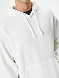 Oversize Sweatshirt Kapşonlu Uzun Kollu Kanguru Cep Detaylı