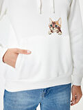 Oversize Kapüşonlu Sweatshirt Cep Detaylı Kedi Nakışlı