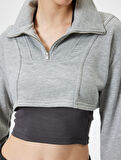 Crop Sweatshirt Atlet Detaylı Yarım Fermuarlı Dik Yaka Uzun Kollu
