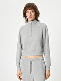 Yarım Fermuarlı Sweatshirt Dik Yaka Düşük Omuz Detaylı