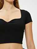Kalp Yaka Crop Tişört Ribanalı Kısa Kollu Slim Fit