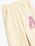 Jogger Eşofman Altı Beli Bağlamalı Baskı Detaylı Pamuklu