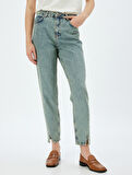 Mom Fit Kot Pantolon Standart Bel Yırtmaç Detaylı Düğmeli Cepli Pamuklu - Mom Fit Jeans
