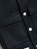 Ceket Kapaklı Cep Detaylı Yuvarlak Yaka Çıtçıt Kapamalı