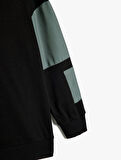 Sweatshirt Uzun Kollu Bisiklet Yaka Cep Detaylı Pamuklu