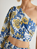 Koton X Melis Ağazat - Çiçekli Tek Omuz Crop Bluz Asimetrik Yaka Uzun Balon Kol Pamuklu