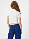 Crop Tişört Polo Yaka Düğmeli Kısa Kollu Kolej İşlemeli Slim Fit