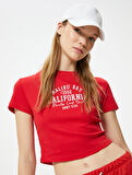 Crop Tişört Kolej Baskılı Kısa Kollu Slim Fit Bisiklet Yaka
